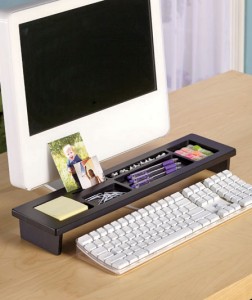 This Desktop Organizer keeps your office supplies close at hand and ready to use. 