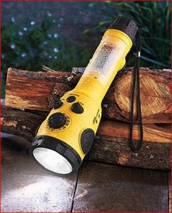 Weather-Radio-Flashlight