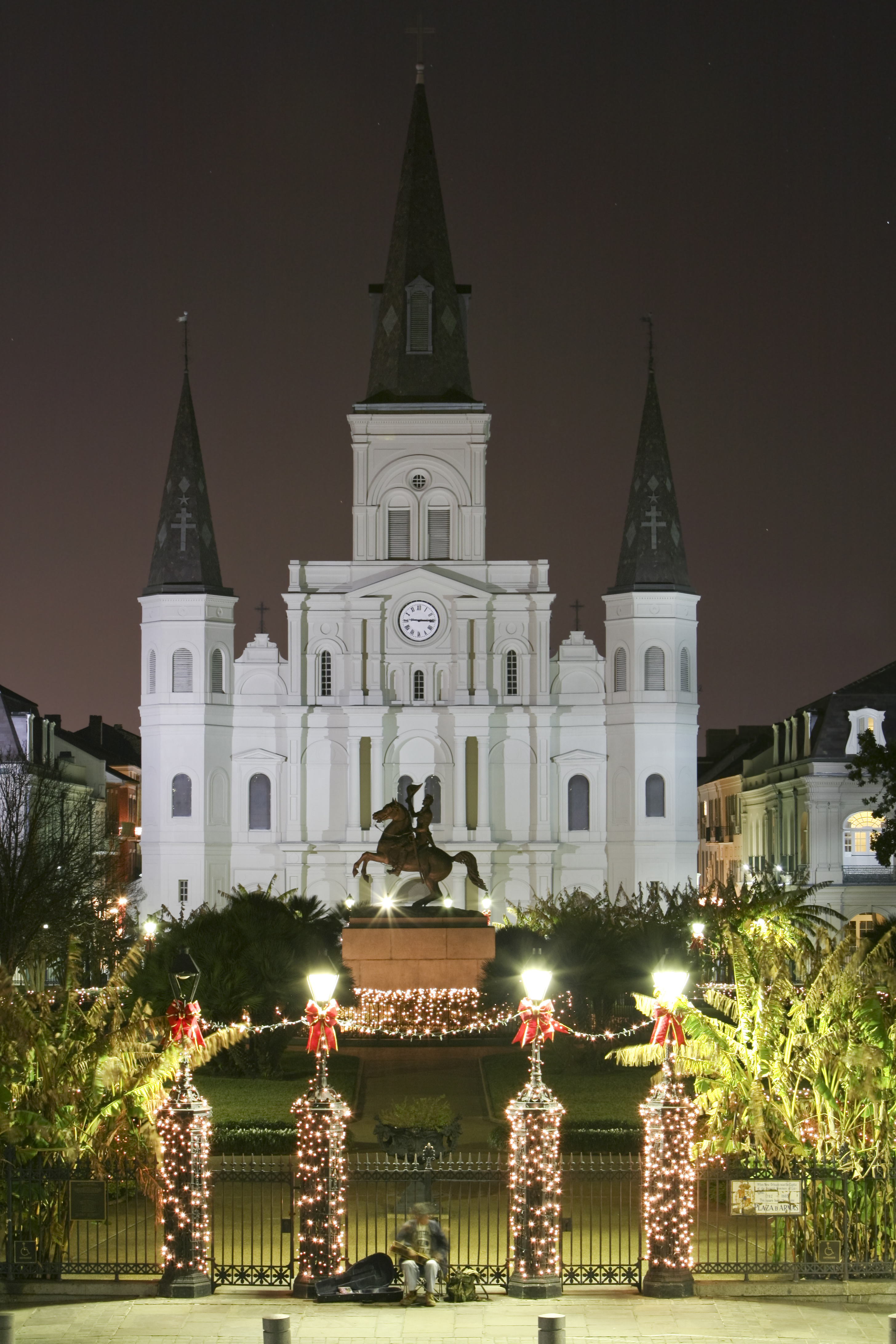 jackson-square-st-louis-cathedral