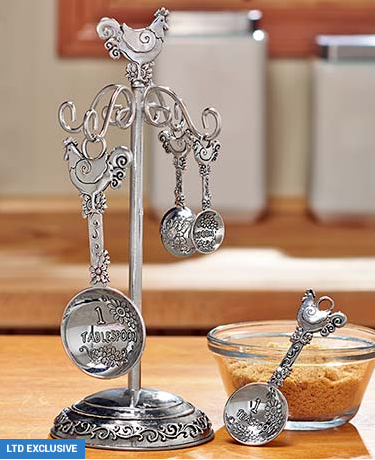 embossed-measuring-spoons-with-stand
