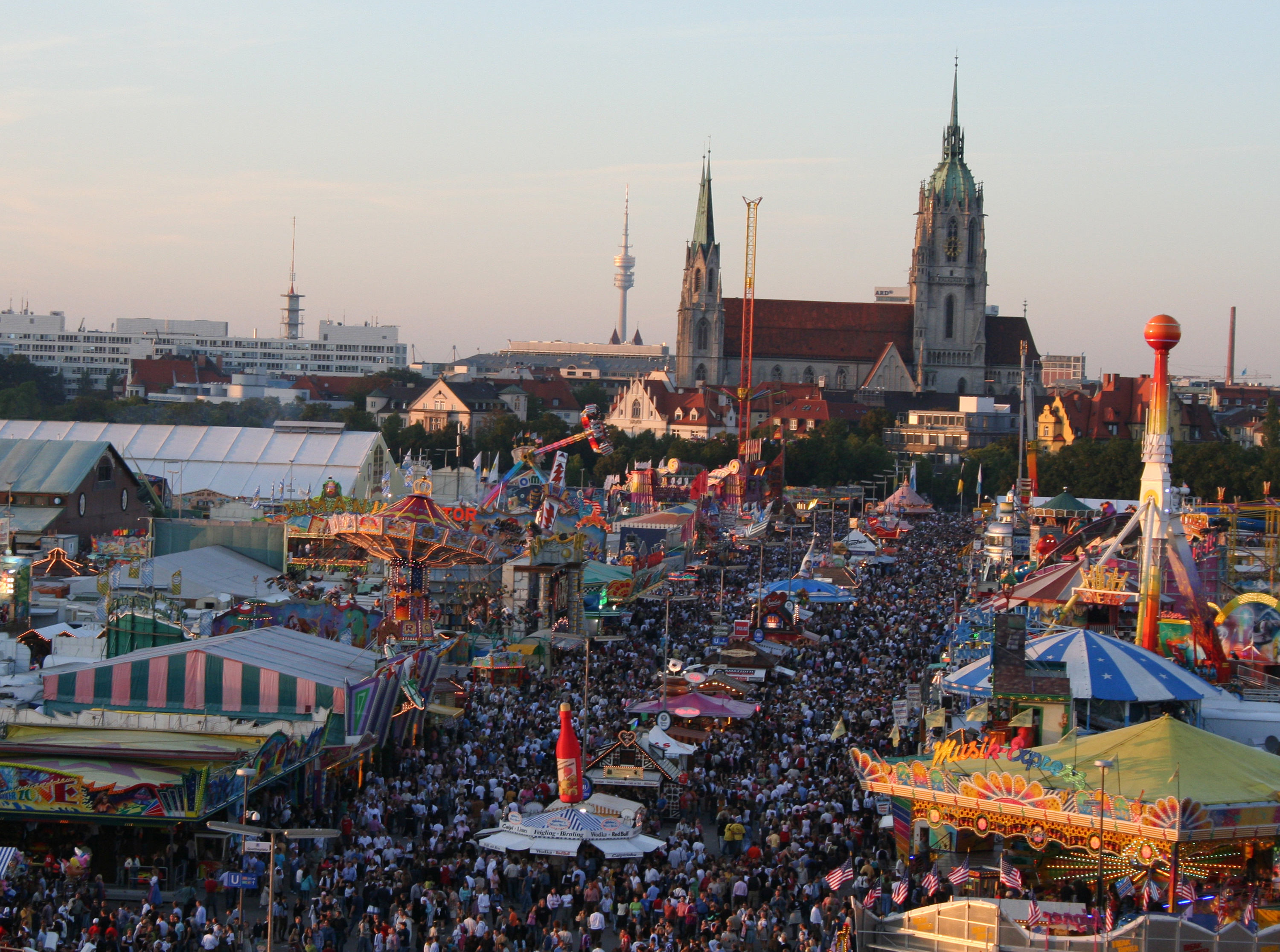 oktoberfest-overhead