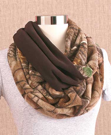 fuzzy-fleece-realtree-infinity-loop-scarves