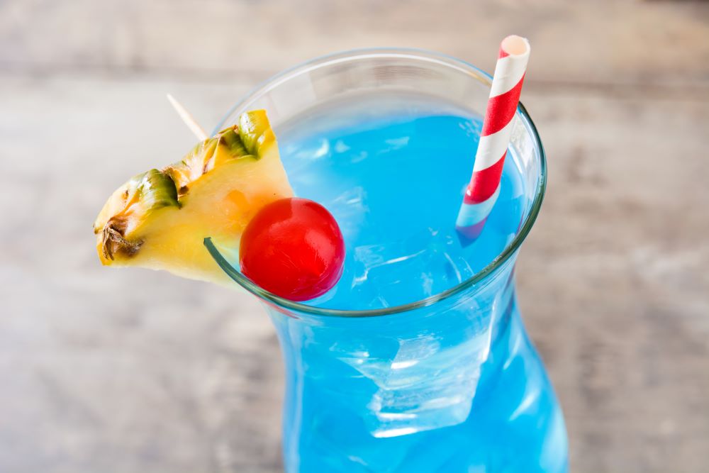 Tropical Drink Recipes - Blue Hawaiian Cocktail