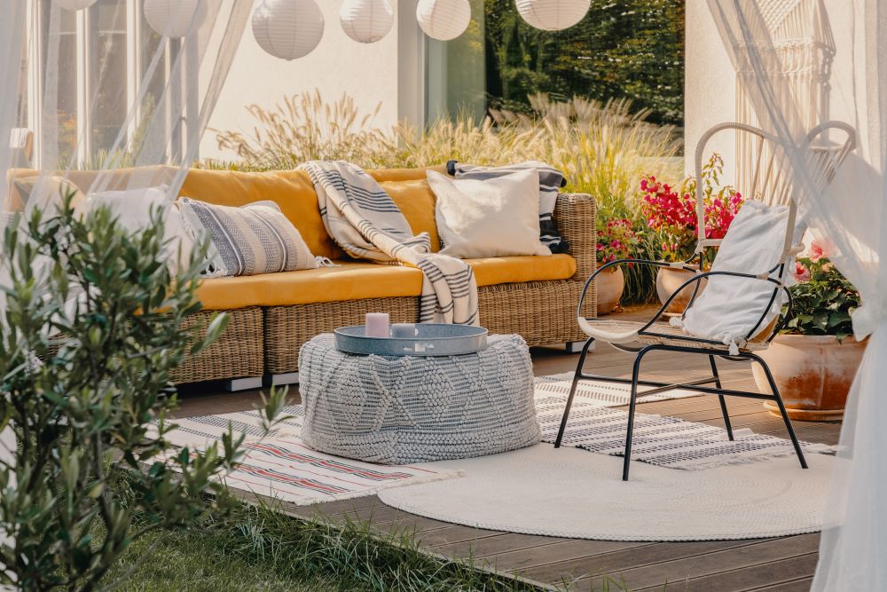 Small Patio Decorating Ideas