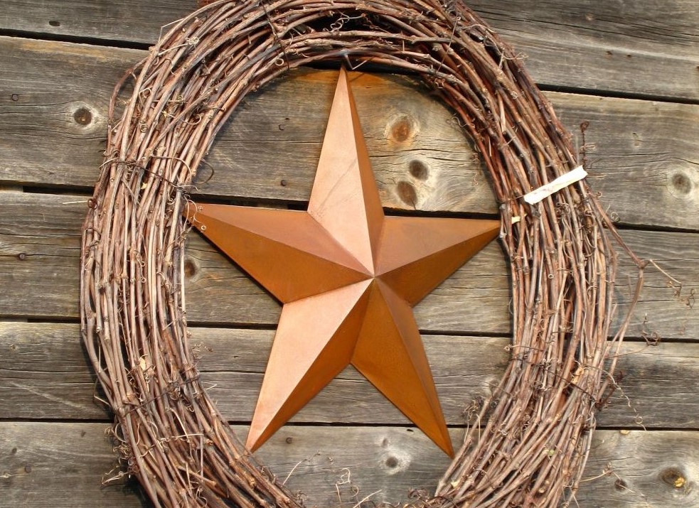 How To Decorate With Primitive Style - Barn Stars