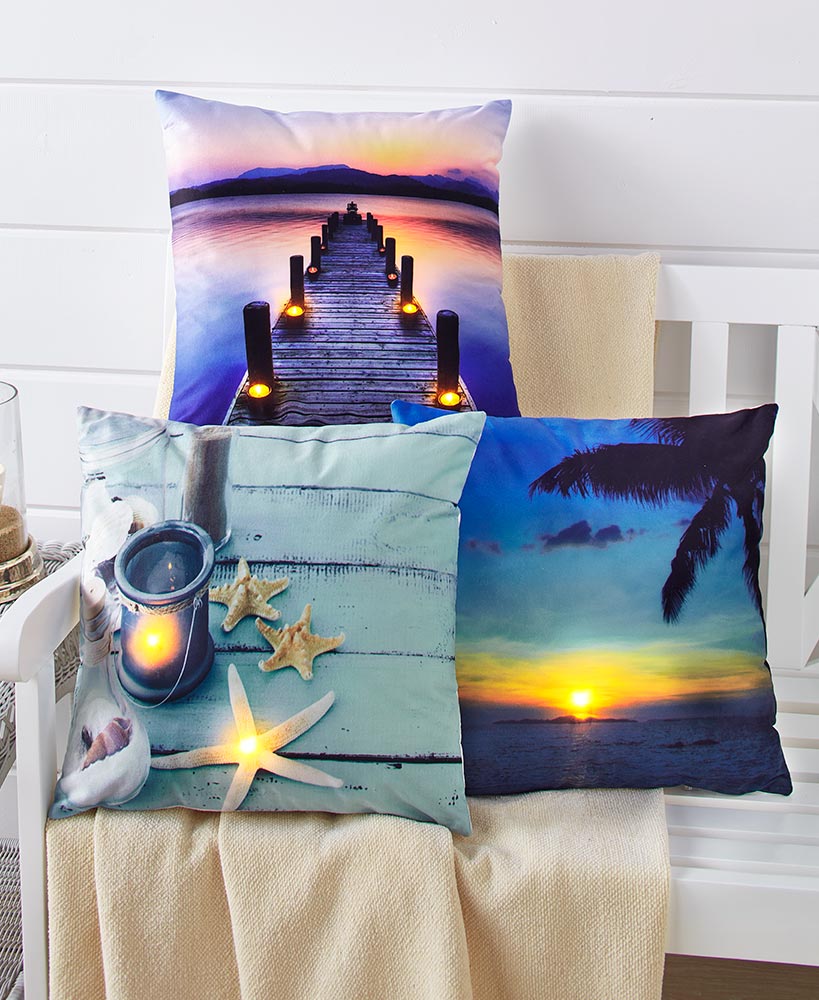 Summer Home Makeover - Light-Up Coastal Throw Pillows