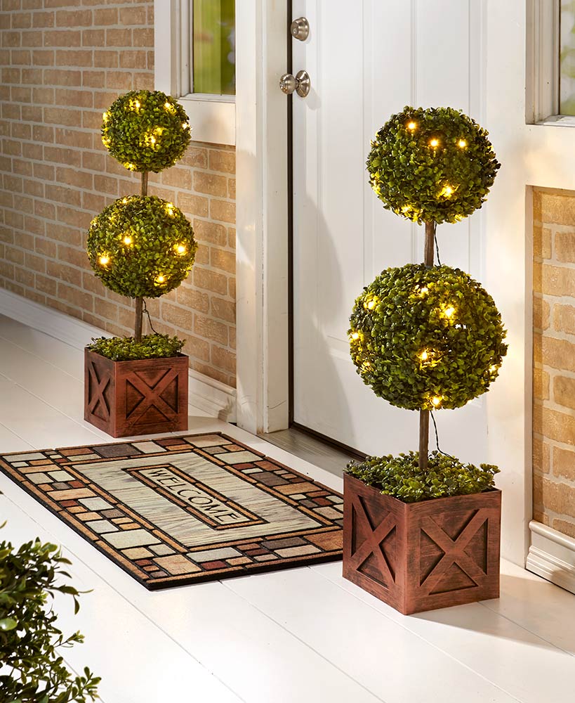 Lighted Topiaries