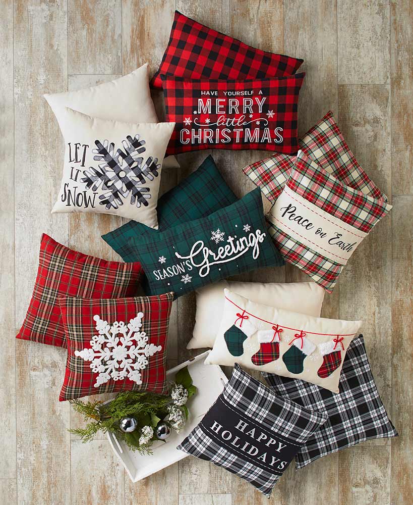 HAVE YOURSELF A MERRY LITTLE CHRISTMAS - THROW PILLOW WITH INSERT