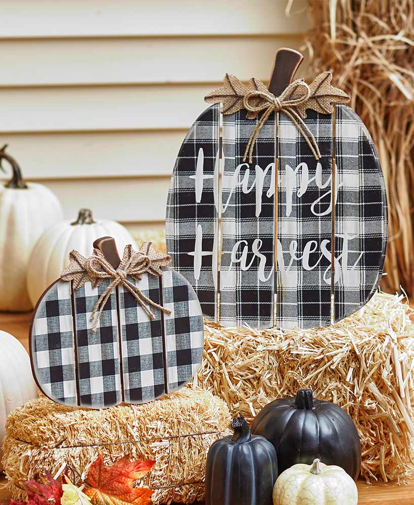 Set of 2 Wood Plaid Porch Pumpkins