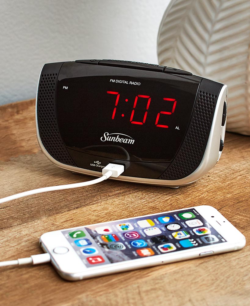 Sunbeam™ FM Clock Radio with USB Port