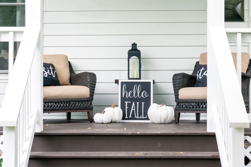 Fall Porch Ideas - black and white fall porch