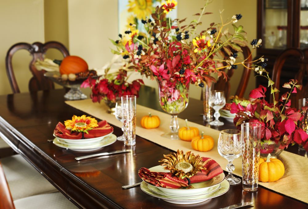 Fall Home Decor Ideas - fall dining table
