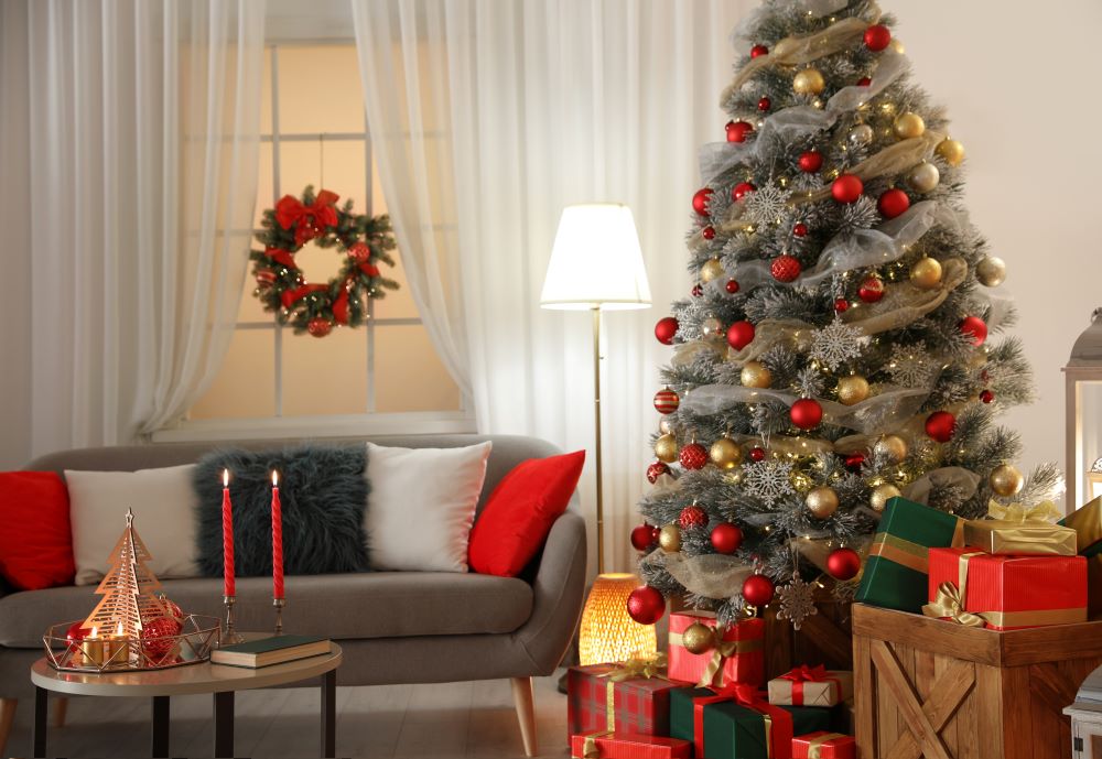 Christmas Decorating Guide 2021 - Christmas decor themes