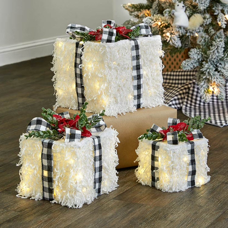Set of 3 Lighted Winter White Gift Boxes